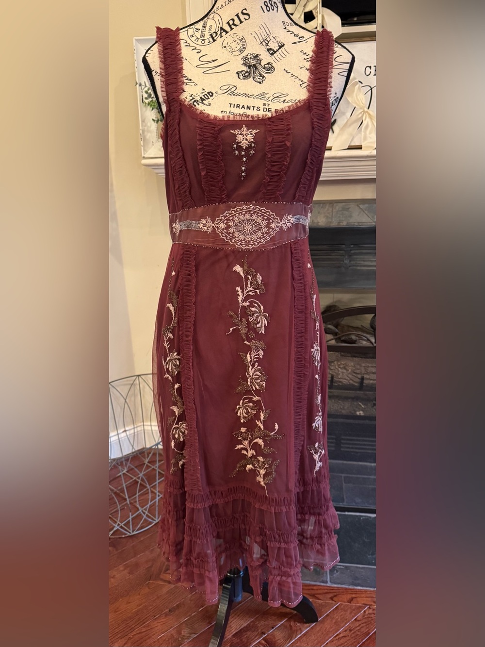 Vintage Anthropologie Lithe Language of Flowers Y2K Embroidered Dress Burgundy 8